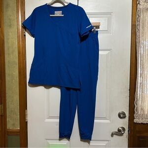 Skechers by Barco Royal Blue Scrub Set – Small Top & X-small Pants – Women’s